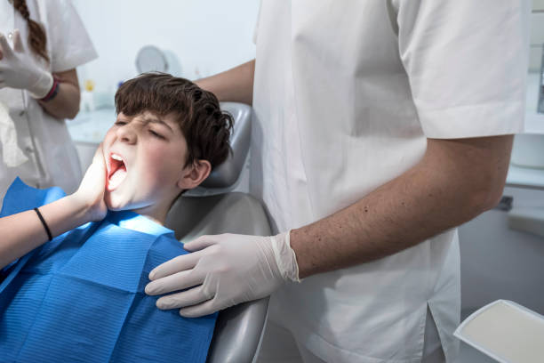 Best Emergency Dental Services for Seniors in Runge, TX